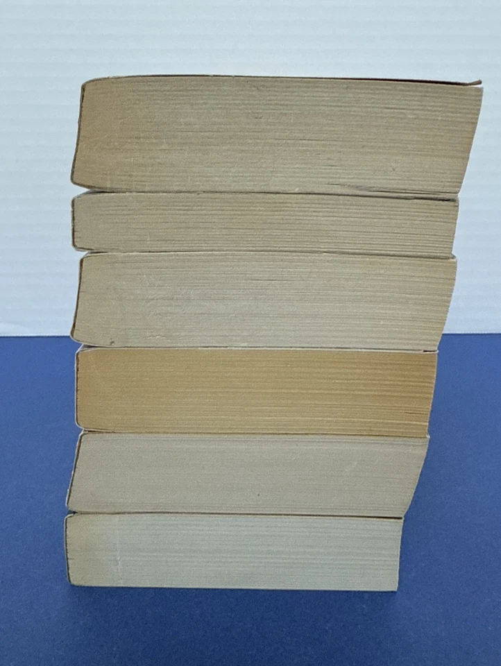 Лот 6 ~ книги в мягкой обложке ~ LISA KLEYPAS ~ полная серия WALLFLOWERS ~ 2 шаг назад - Изображение 4 из 4