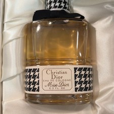 老式Christian Dior 香水在收藏商业香水瓶和罐| eBay