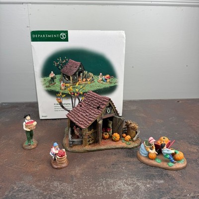 Dept 56 NEW ENGLAND VILLAGE Series IT'S ALMOST THANKSGIVING #56 56639 w/ Box