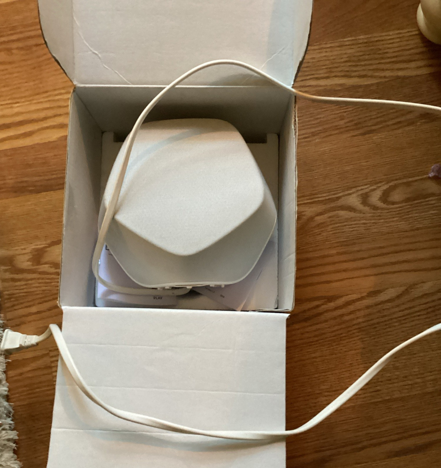 Bang & Olufsen BeoPlay S3 White Polygon Wired Plastic Smart 