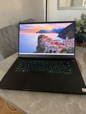 Razer Blade 15 512 GB SSD, Intel Core i7 10th Gen,16GB RAM, NVIDIA RTX 2060