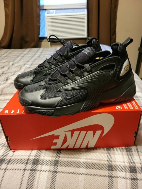 zoom 2k triple black