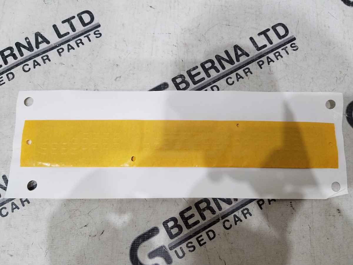 GENUINE JEEP RENEGADE 2014-2021 REAR DOOR BADGE EMBLEM 52005058 | eBay