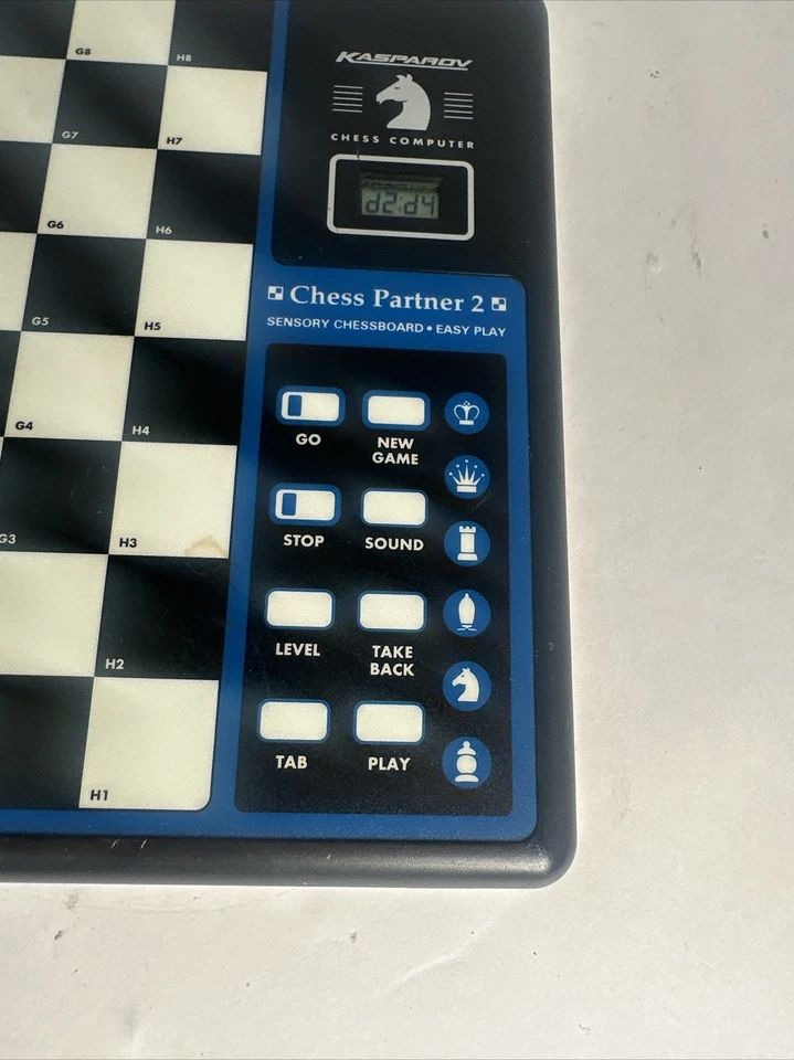 Juego electrónico vintage Saitek Kasparov Chess Partner 2 - probado funcionando Foto 3 de 4
