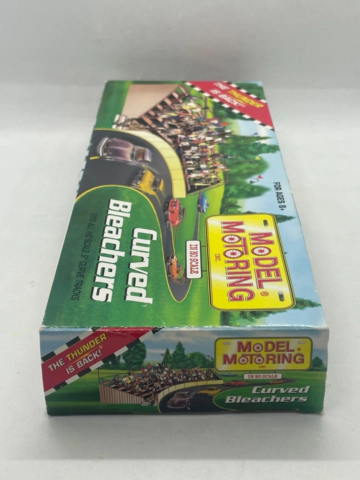 1999 Model Motoring HO Scale 9" Curve Tracks Curved Bleachers - Image 4 of 4