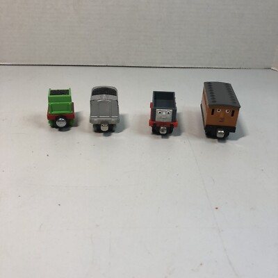 4 Train Cars Tenders Thomas and Friends Take Along Die Cart Learning Curve