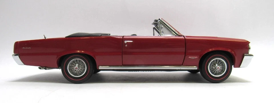 Pontiac GTO 1964 rojo escala 1:24 diecast por Franklin modelos de precisión como nuevos Foto 3 de 4