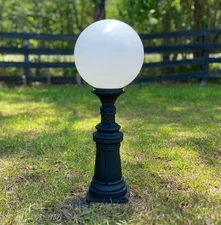 Garden Walkway Newel Post Light with Shade