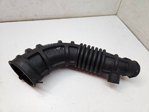 Opel Meriva B 2012 Diesel 66kW Ansaugrohr Ansaugschlauch Turbolader 13336150