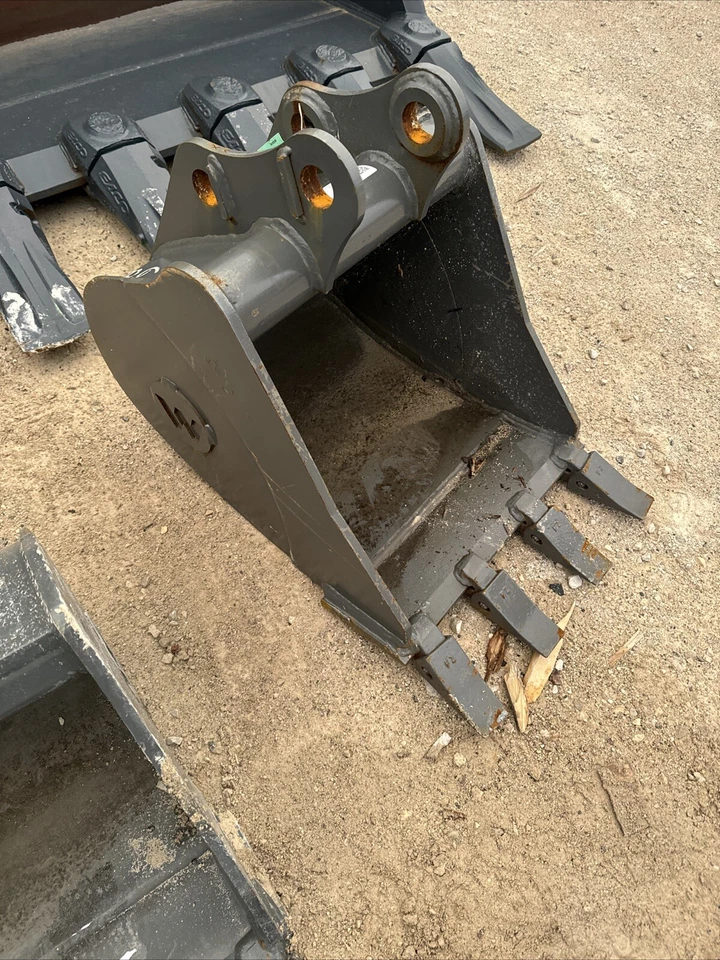 Mini escavadeira Wacker Neuson 3503 38 balde dente 18 polegadas 40 mm pino 5200016685 - Imagem 3 de 4