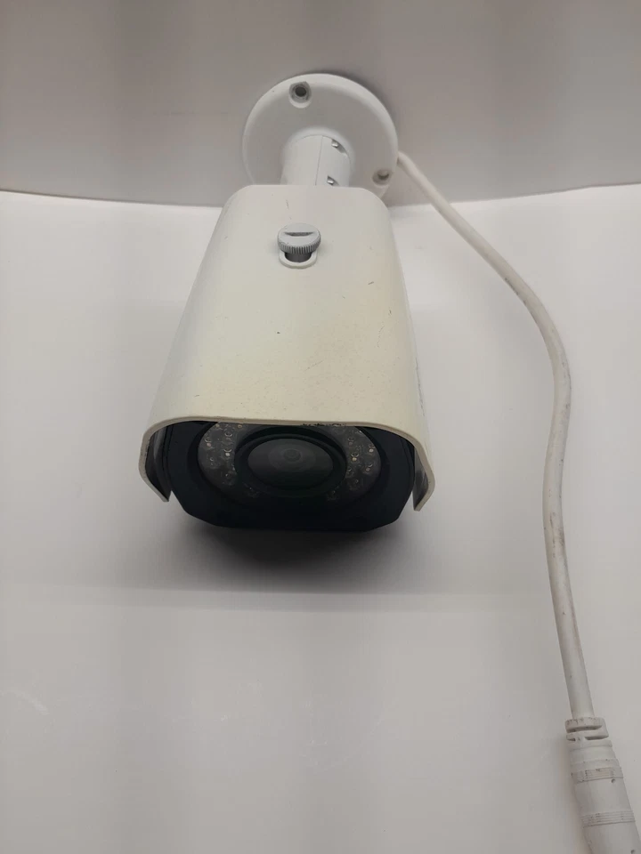 Parts Repair Q-See QCN8026B IP HD Bullet Security Camera - Image 2 of 4