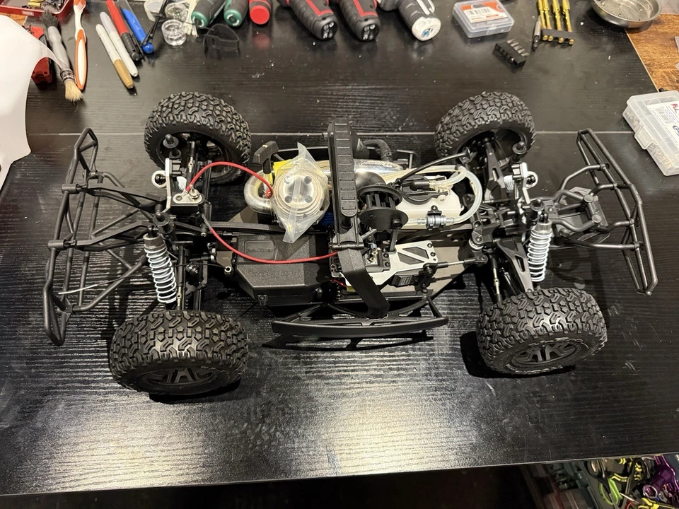 Hobao Hyper 10SC Nitro Short Course Truck RTR - New In Box - Image 4 of 4