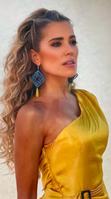 SYLVIE MEIS, 2 zdjęcia 20x30cm, wysoki połysk /909