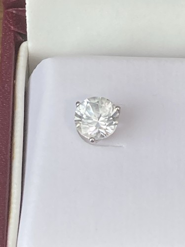 NWOT Helzberg Diamond 3-Prong Martini Stud Classic Earrings 4.0 CTW White Zircon - Picture 3 of 19