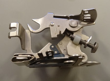 PIED FRONCEUR PLISSEUR SINGER 161561 pour MACHINES A COUDRE SINGER 411, 760 ...