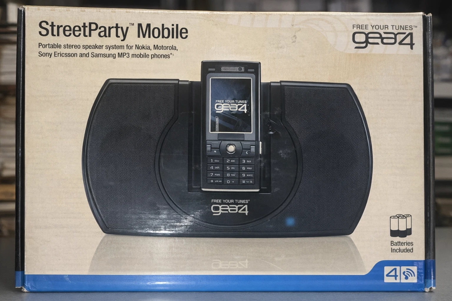 Gear4 StreetParty Mobile Portable Stereo Speaker Dock – For Nokia Sony Ericsson - Picture 1 of 2
