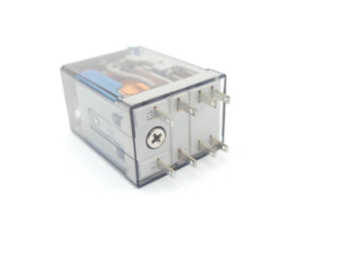 Produktbild von Finder Industrie-Relais 55.32.9.024.0040 – 24V=, 2x UM, 250V~/10A, 600 Ohm