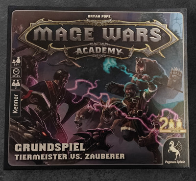 Mage Wars Academy  Grundspiel Tiermeister vs. Zauberer  - Pegasus Spiele      R
