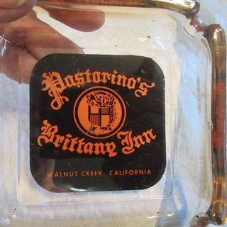 POSACENERE VINTAGE PASTORINOS BRITTANY INN NOCE TORRENTE CAL.