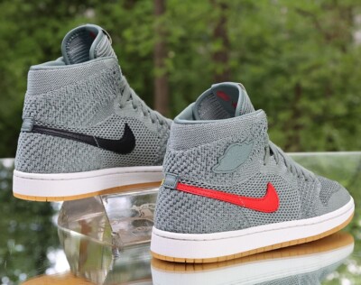 Nike Air Jordan 1 Retro High Flyknit Size 5.5Y Clay Green Nike Air Jordan 1 Retro High Flyknit Size 5.5Y Clay Green