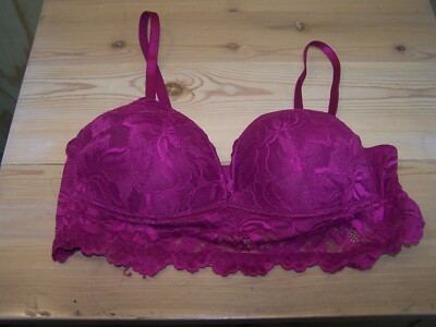 Bluxe Very Cute Purple Lace Wire Free Lined Bra SZ LGE EUC