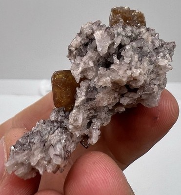Wulfenit aus Tsumeb Namibia ca. 34g 65/36/20mm