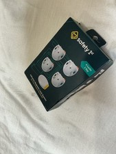 Safety 1st Adhesive Magnetic Lock System 4 Locks  1 Key