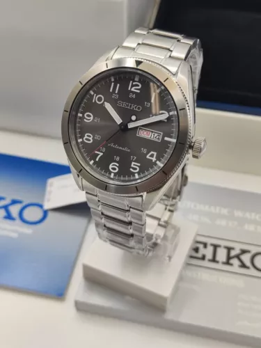 Seiko SRP709K1 Automatic Watch Black Blue Full Set New Sealed
