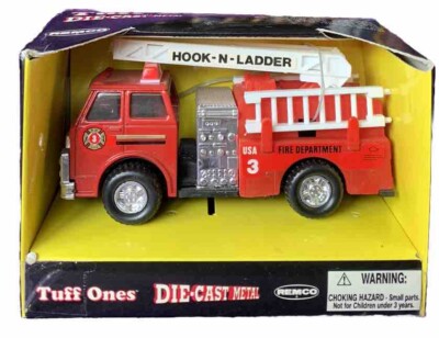 RARE! Vintage   REMCO TUFF ONES Die Cast Metal Fire Truck Hook & Ladder 