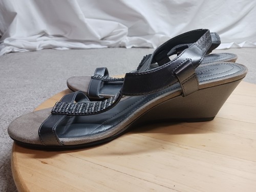 Comfort Plus Predictions Sandals Womens 10W Wide Embellished Wedge Heels Gray - Picture 12 of 17