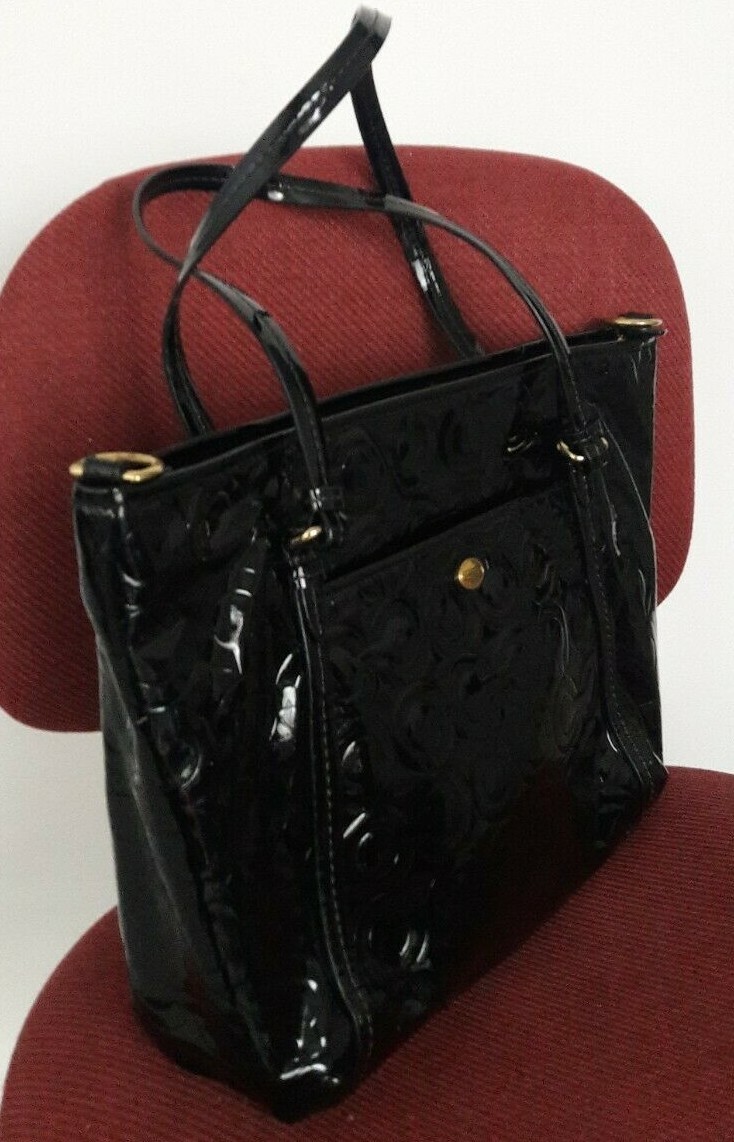 COACHバッグ AUTHENTIC COACH OP ART GLOSSY PATENT LEATHER LARGE TOTE BAG
