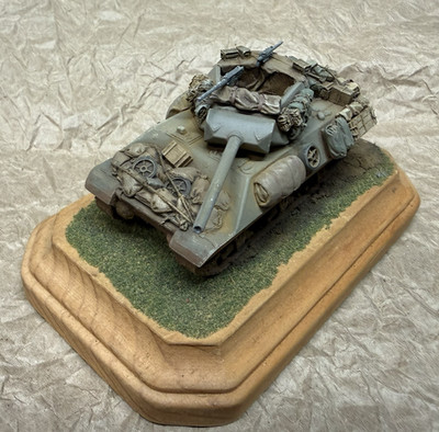 Pro-Built 1/72 Scale Award Winning ArmourFast M10 Wolverine with base