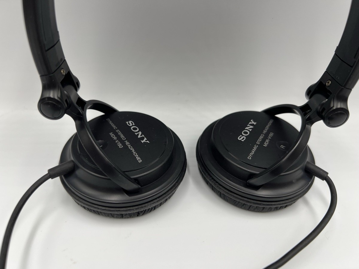 Sony MDR-V150 Headphones Dynamic Stereo Studio Monitor Black Pre-owned