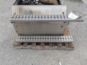 Replaces NA 2012 FREIGHTLINER CASCADIA 113 DPF COVER 3836523