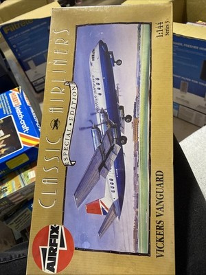 Airfix Classic Airliners Vickers Vanguard 1:144 Scale Model Kit 03171 New Sealed