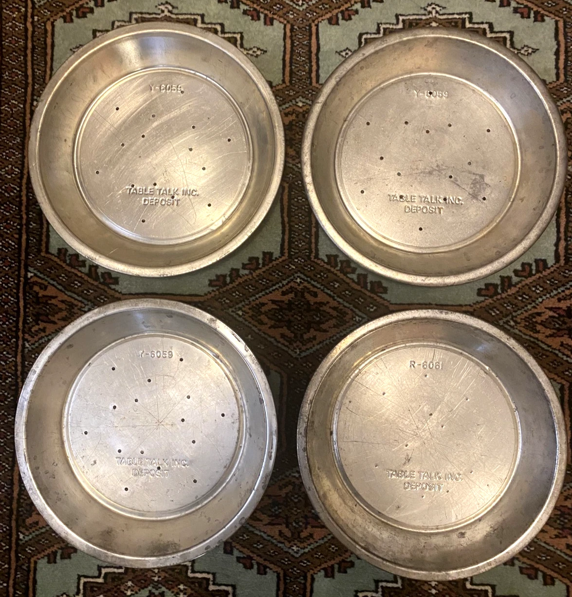 GET ALL 4! Vintage Table Talk Steel 9.5" Pie Pan Plates R-6061 Y-6059 CHEAP SET