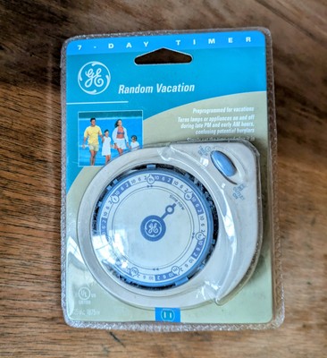GE 7-Day Random Pre-Programmed Vacation Timer 