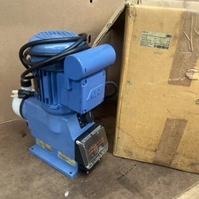 Henkel Surface Tech. HST 8 Metering Pump 8 GPH 145 PSI  115V PN 599109 NEW W/Box