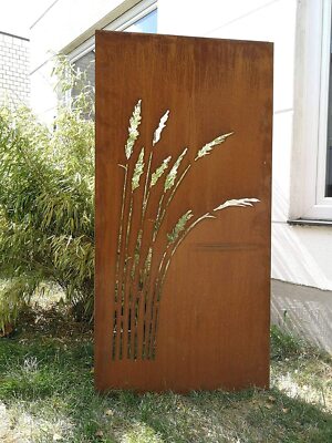 Garten Sichtschutz Aus Edelrost Mit Glas-Kugel – Moderne Metallwand Für Mehr Privatsphäre Im Garten