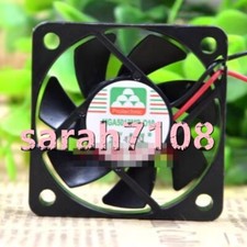 1PC NEW MAGIC 12V 0.036A MGA5012MR-O10 5cm 2-wire cooling fan LM