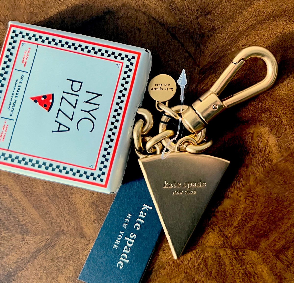 わちち　kate spade オンアロールピザ キーホルダーキーフォブ kate spade オンアロールピザ バッグチャーム キーホルダー