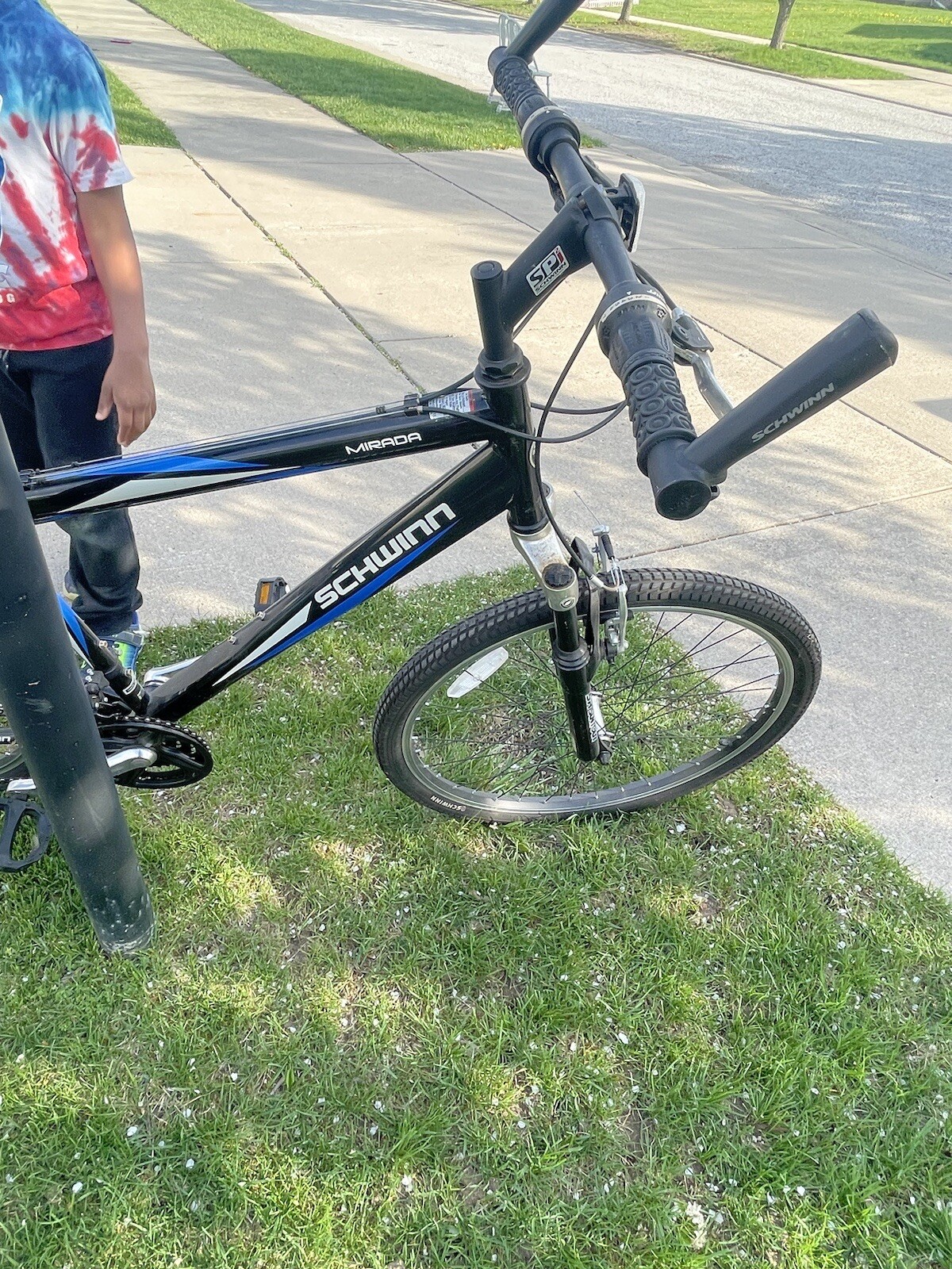 Vintage Schwinn Mirada Mountain Bike Blue 26&rdquo; good condition. 18 speed