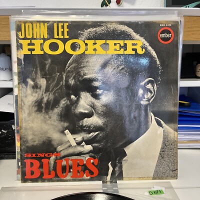 JOHN LEE HOOKER LP SINGS BLUES O671
