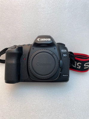 Canon 5D Mark II Body Only 21.1MP Full Frame 1080p 850 Shots Excellent