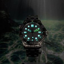 OMEGA Seamaster Professional Diver 300M Silver Wave Dial On Bracelet B+P 3