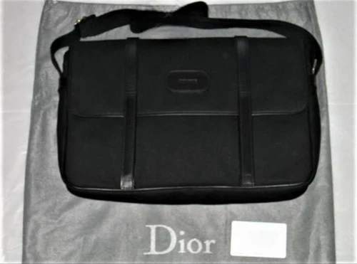 Sac à bandoulière Dior noir avec rangement