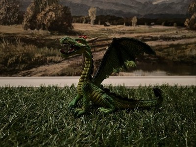 Bullyland 75593 Drache Grün Tier Fantasy Sammelfigur Figur