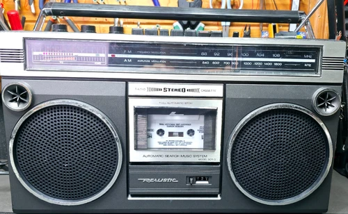 VINTAGE 1980's Boombox-Cassette Player WORKS! Realistic SCR-3-Radio Shack-JAPAN