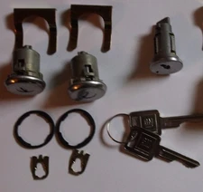 1967-1972 Chevy GMC Truck Ignition and Door Locks With 2 Matching GM Key's