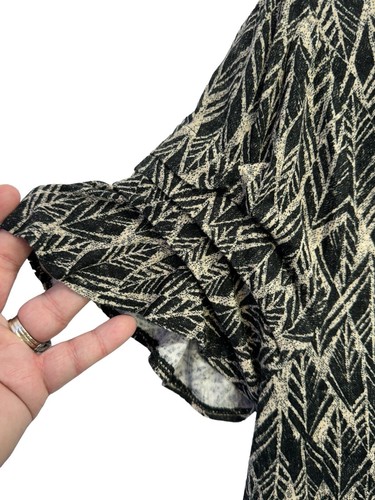 NIC+ZOE NZT Sketched Leaves T-Shirt Gr. M Flatterärmel Split Neck Leinenmischung - Bild 3 von 9